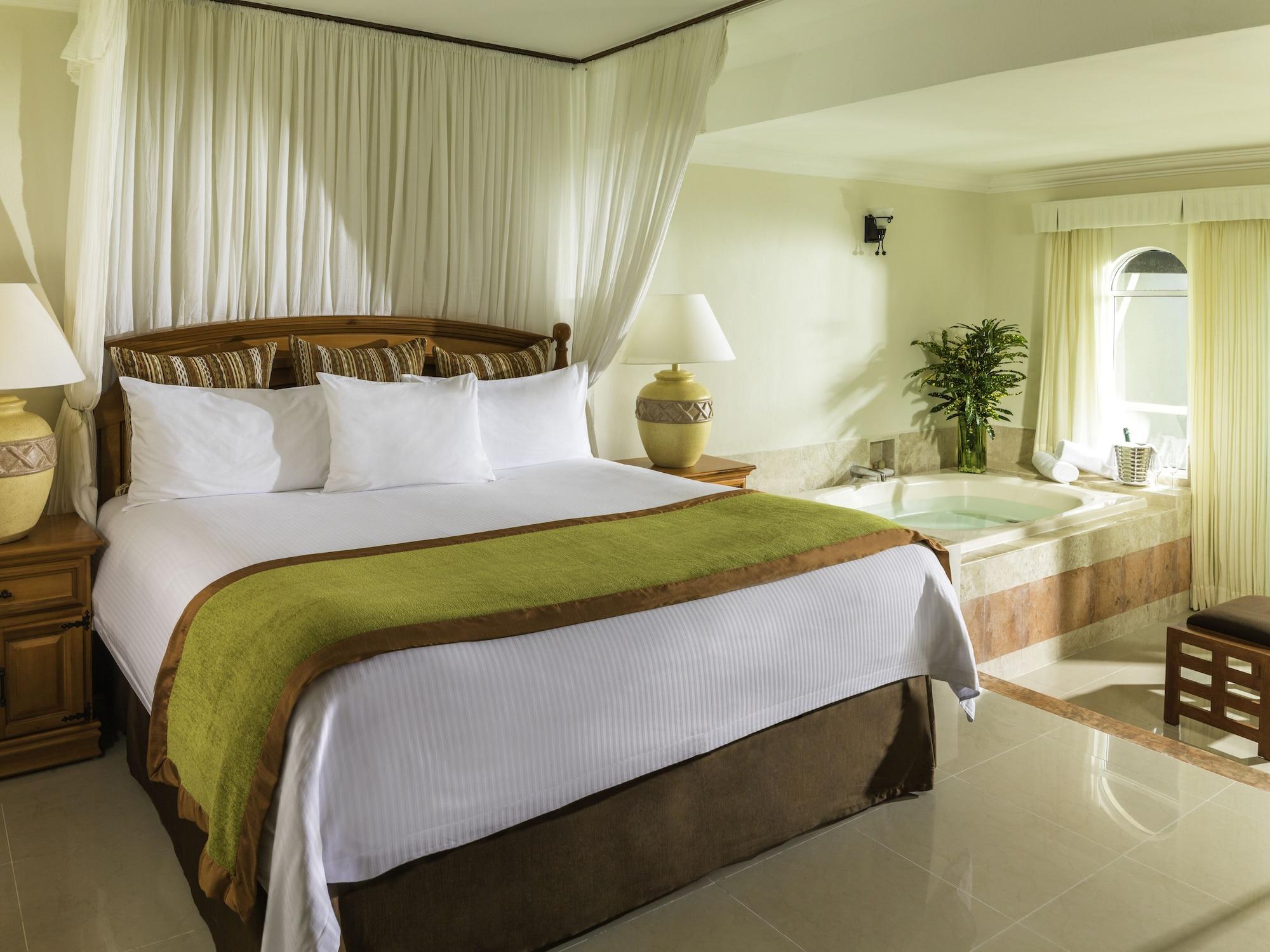 Resort El Dorado Seaside Palms, Catamaran, Cenote & Inclusive (adults Only) Xpu-Ha
